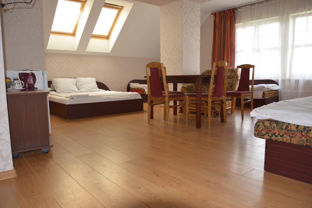 Hotel Sveciu Namai Avada à Klaipėda Extérieur photo